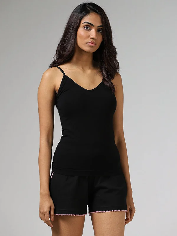 Wunderlove Black Solid Camisole